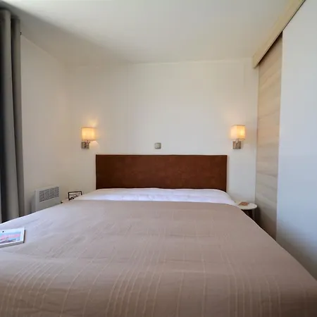 Mobil-home Confort 6 Pers, 3 Chambres, 2 Sdb, A 200m, Piscine Chauffee, Fitness, Wifi Inclus - Fr-1-361a-49 *